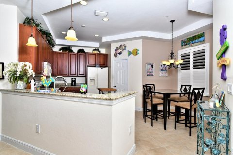 Condo in Punta Gorda, Florida, 3 bedrooms  № 535085 - photo 12