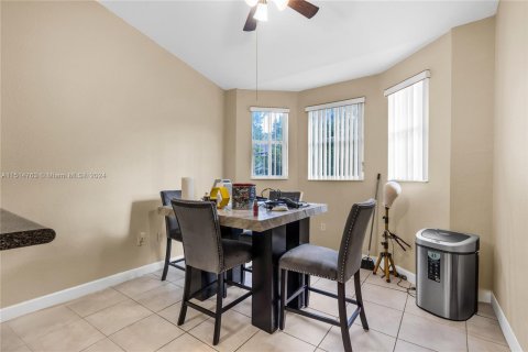 Condominio en venta en Homestead, Florida, 3 dormitorios, 99.96 m2 № 981038 - foto 8
