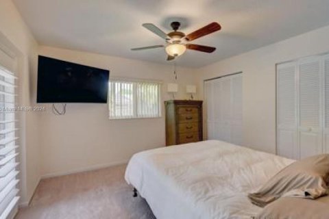 Купить виллу или дом в Корал-Спрингс, Флорида 4 спальни, 239.41м2, № 1000410 - фото 14