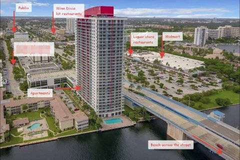 Condominio en venta en Hallandale Beach, Florida, 2 dormitorios, 95.69 m2 № 1015935 - foto 10