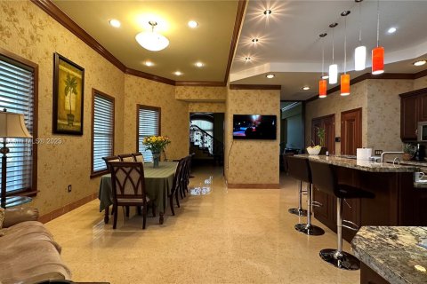 Casa en venta en Aventura, Florida, 4 dormitorios, 297.29 m2 № 746858 - foto 7