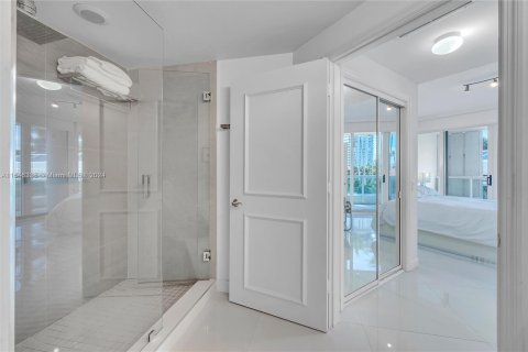 Condo in Aventura, Florida, 1 bedroom  № 1333435 - photo 7