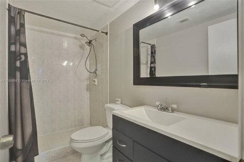 Copropriété à vendre à North Miami, Floride: 2 chambres, 117.06 m2 № 1333436 - photo 19