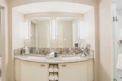 Apartment in OCEAN RESORT RESIDENCES in Fort Lauderdale, Florida 3 bedrooms, 148 sq.m. № 32582 - photo 6