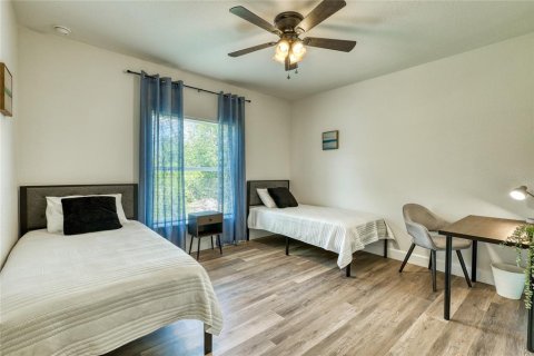 Immobilier commercial à vendre à Englewood, Floride: 6 chambres, 243.96 m2 № 1388546 - photo 10