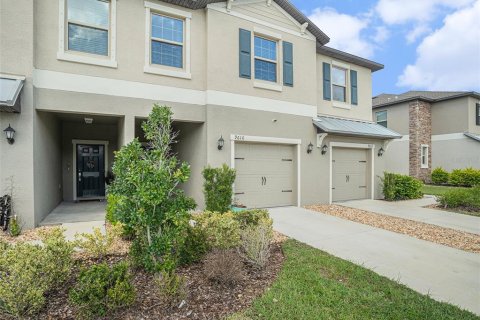 Townhouse in Sun City Center, Florida 3 bedrooms, 158.03 sq.m. № 1388487 - photo 5