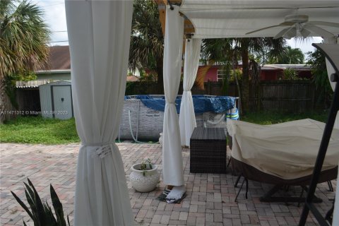 Villa ou maison à vendre à Pompano Beach, Floride: 3 chambres, 80.17 m2 № 781468 - photo 22