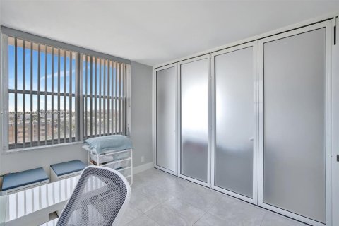 Copropriété à vendre à Pompano Beach, Floride: 2 chambres, 84.63 m2 № 1281599 - photo 29