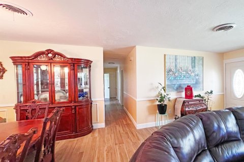 Casa en venta en Sebring, Florida, 3 dormitorios, 182.83 m2 № 910135 - foto 29