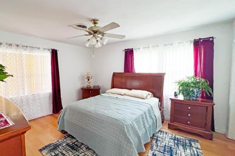 Купить виллу или дом в Себринг, Флорида 3 спальни, 182.83м2, № 910135 - фото 5