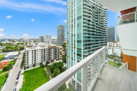 Condo in Miami, Florida, 2 bedrooms  № 1270350 - photo 25