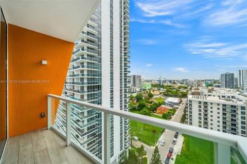 Copropriété à vendre à Miami, Floride: 2 chambres, 113.9 m2 № 1270350 - photo 19