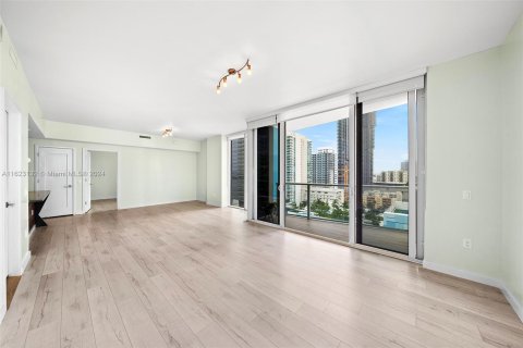 Copropriété à vendre à Miami, Floride: 2 chambres, 113.9 m2 № 1270350 - photo 4