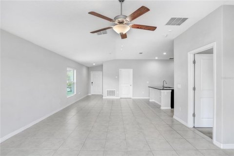 Villa ou maison à louer à Ruskin, Floride: 4 chambres, 171.03 m2 № 1371675 - photo 5