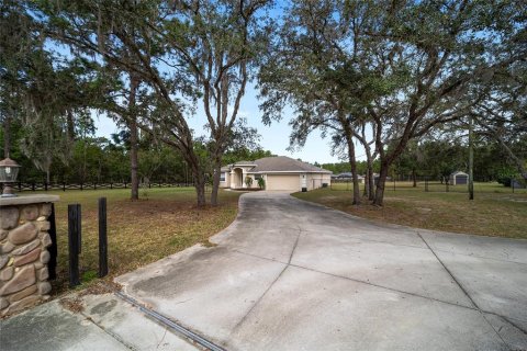 Villa ou maison à vendre à Ocala, Floride: 3 chambres, 196.86 m2 № 1428799 - photo 11