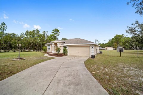 Villa ou maison à vendre à Ocala, Floride: 3 chambres, 196.86 m2 № 1428799 - photo 18