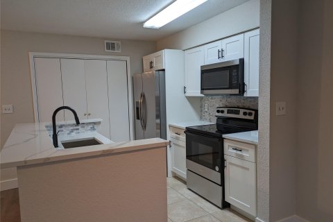 Condominio en venta en Coral Springs, Florida, 1 dormitorio, 88.26 m2 № 1135448 - foto 16