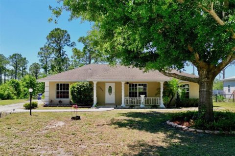 House in Sebring, Florida 3 bedrooms, 125.6 sq.m. № 1156266 - photo 2