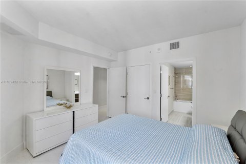 Copropriété à vendre à Coral Gables, Floride: 2 chambres, 104.52 m2 № 1305478 - photo 17