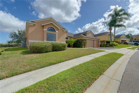 Villa ou maison à vendre à Davenport, Floride: 4 chambres, 240.43 m2 № 1326486 - photo 3