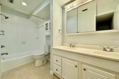 Apartamento en alquiler en Tampa, Florida, 2 dormitorios, 106.93 m2 № 1369950 - foto 17