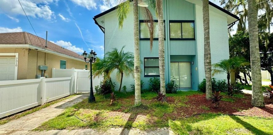 Appartement à Tampa, Floride 2 chambres, 106.93 m2 № 1369950