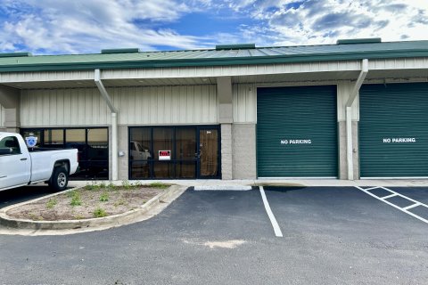 Immobilier commercial à vendre à Jacksonville, Floride: 222.97 m2 № 887271 - photo 1