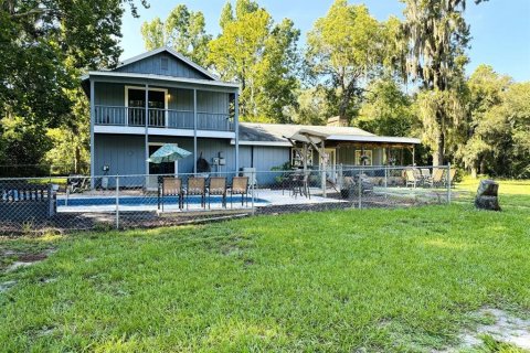 House in Hudson, Florida 4 bedrooms, 253.44 sq.m. № 1308959 - photo 2