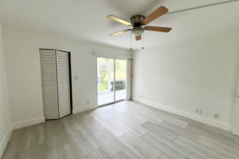 Copropriété à vendre à Coconut Creek, Floride: 2 chambres, 107.95 m2 № 1159988 - photo 17