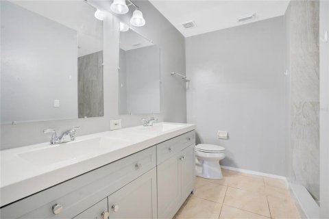 Condo in Orlando, Florida, 3 bedrooms  № 1350677 - photo 14