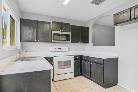 Condo in Orlando, Florida, 3 bedrooms  № 1350677 - photo 10