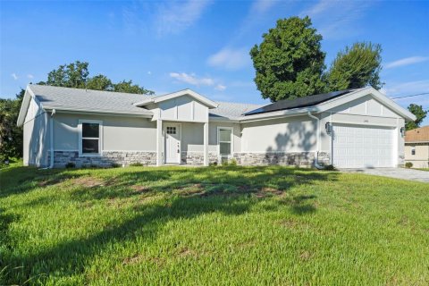 Villa ou maison à vendre à North Port, Floride: 3 chambres, 150.5 m2 № 1346196 - photo 2