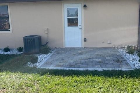 Commercial property in Englewood, Florida 160.16 sq.m. № 889378 - photo 19