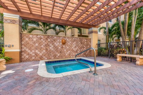 Condominio en venta en West Palm Beach, Florida, 2 dormitorios, 99.5 m2 № 1189920 - foto 17