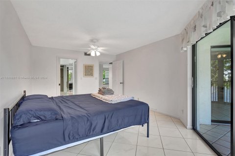 Copropriété à vendre à Tamarac, Floride: 2 chambres, 139.35 m2 № 1291165 - photo 30