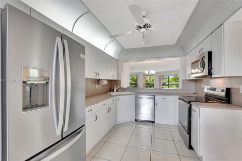 Copropriété à vendre à Tamarac, Floride: 2 chambres, 139.35 m2 № 1291165 - photo 14