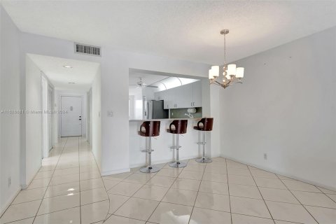 Copropriété à vendre à Tamarac, Floride: 2 chambres, 139.35 m2 № 1291165 - photo 20