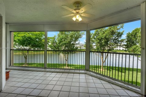 Copropriété à vendre à Tamarac, Floride: 2 chambres, 139.35 m2 № 1291165 - photo 25