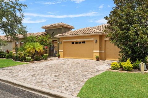 Casa en venta en Kissimmee, Florida, 4 dormitorios, 280.19 m2 № 1323865 - foto 2