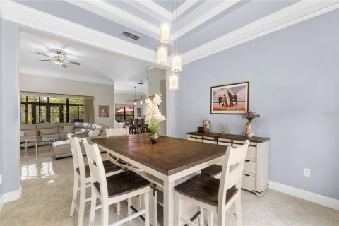 Villa ou maison à vendre à Kissimmee, Floride: 4 chambres, 280.19 m2 № 1323865 - photo 10