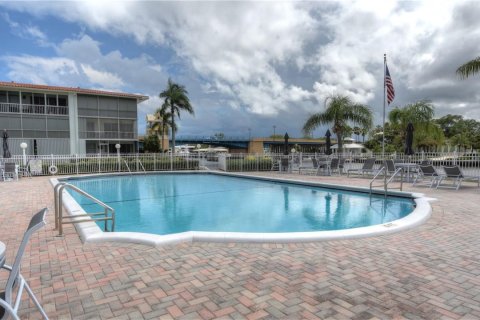 Condo in Deerfield Beach, Florida, 2 bedrooms  № 1183632 - photo 7