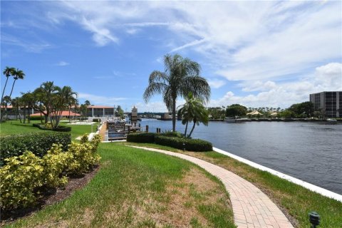 Condo in Deerfield Beach, Florida, 2 bedrooms  № 1183632 - photo 5