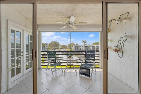 Condo in Stuart, Florida, 2 bedrooms  № 1217297 - photo 9