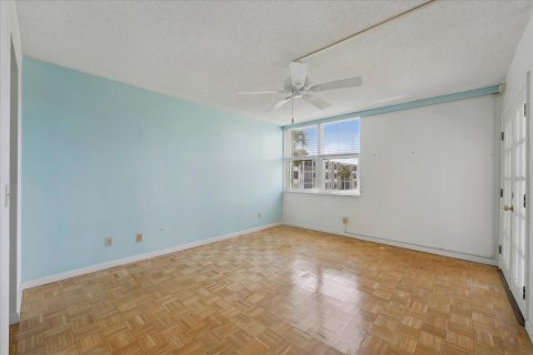 Copropriété à vendre à Stuart, Floride: 2 chambres, 93 m2 № 1217297 - photo 15