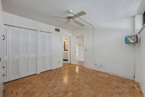 Condo in Stuart, Florida, 2 bedrooms  № 1217297 - photo 19