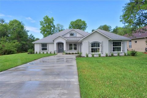 House in Ocala, Florida 4 bedrooms, 201.88 sq.m. № 1386846 - photo 1