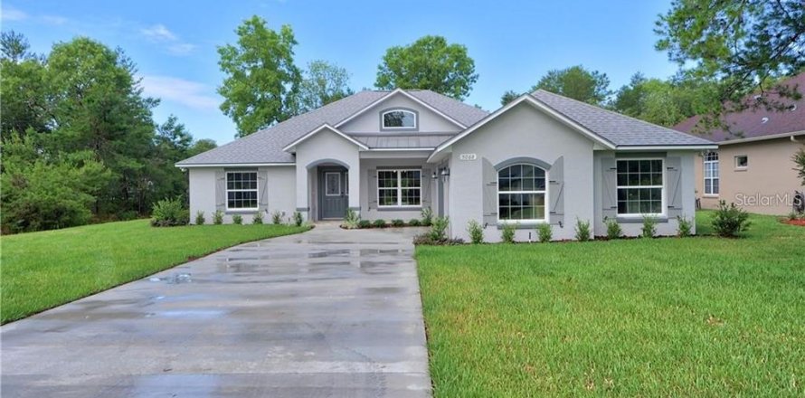 House in Ocala, Florida 4 bedrooms, 201.88 sq.m. № 1386846