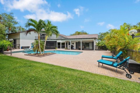 Casa en venta en Coral Springs, Florida, 5 dormitorios, 374.67 m2 № 1133152 - foto 16