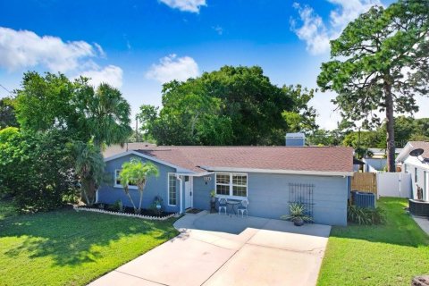 Villa ou maison à vendre à New Port Richey, Floride: 3 chambres, 137.68 m2 № 1377916 - photo 1