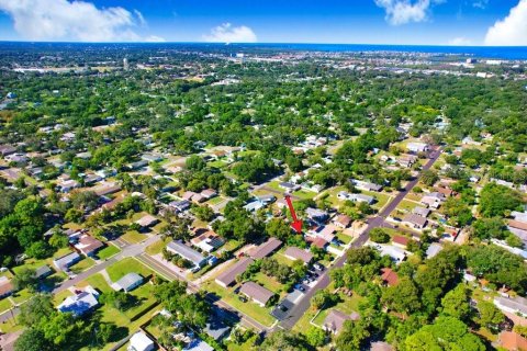 House in New Port Richey, Florida 3 bedrooms, 137.68 sq.m. № 1377916 - photo 15